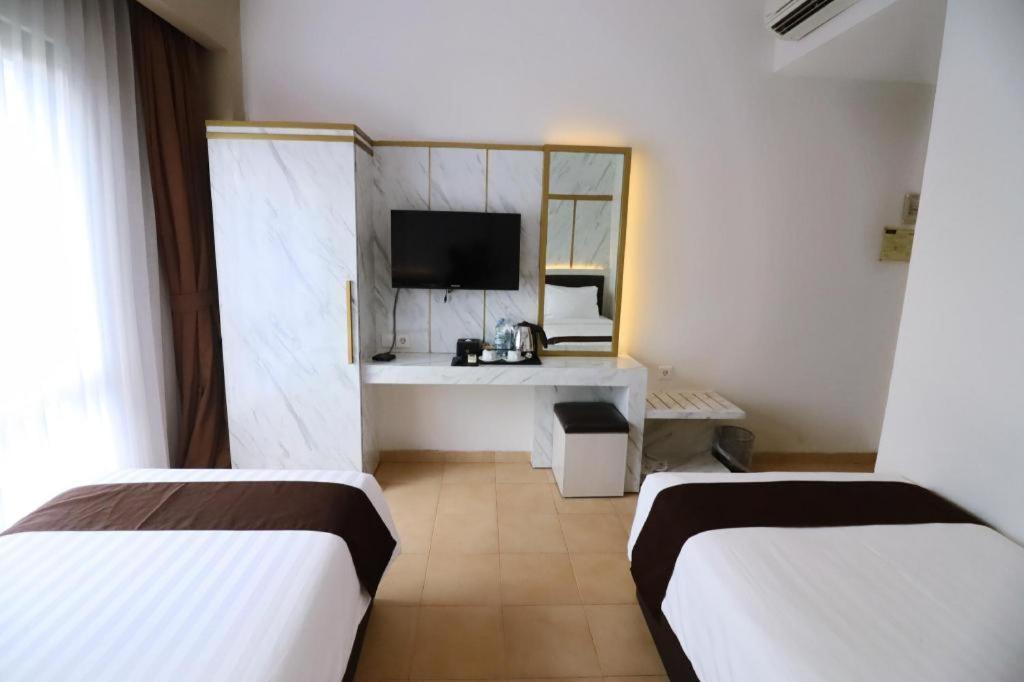 Grand Malioboro Yogyakarta Hotel Екстериор снимка