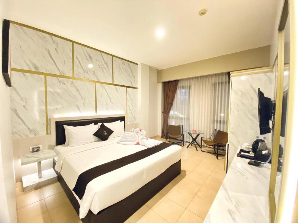 Grand Malioboro Yogyakarta Hotel Екстериор снимка
