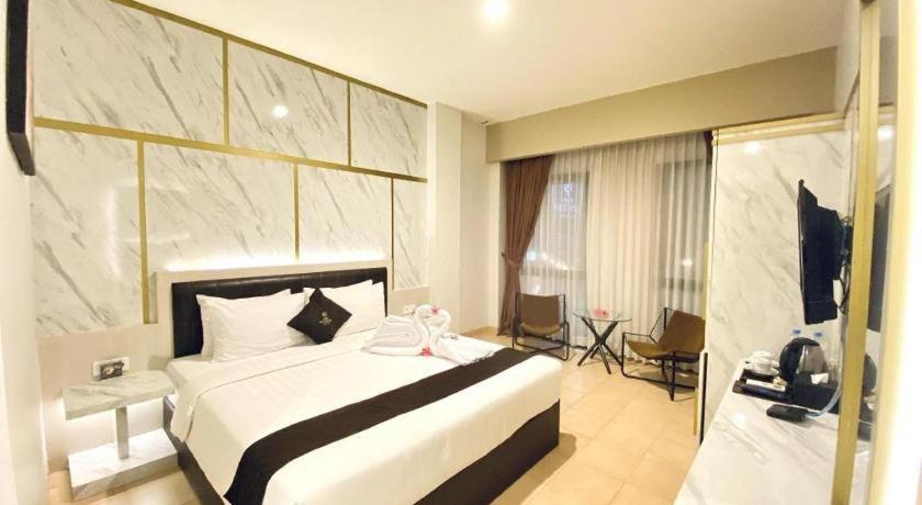 Grand Malioboro Yogyakarta Hotel Екстериор снимка