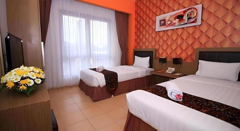Grand Malioboro Yogyakarta Hotel Екстериор снимка