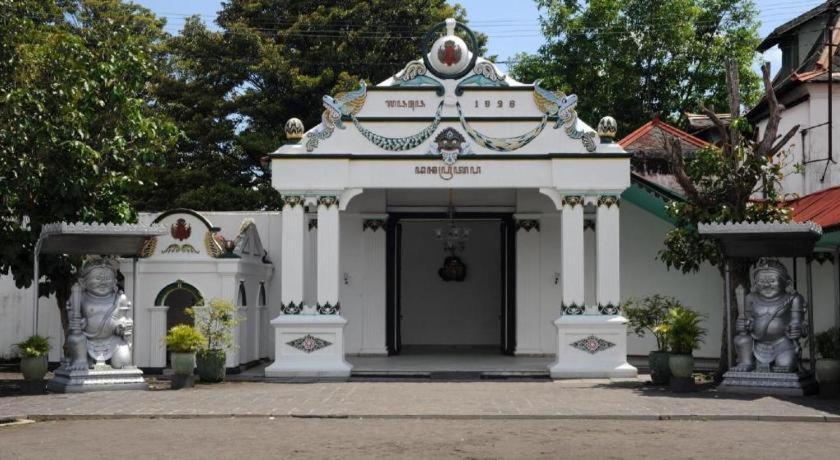Grand Malioboro Yogyakarta Hotel Екстериор снимка